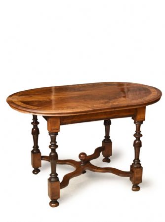 Center table, Venice 18th century, beginning
    