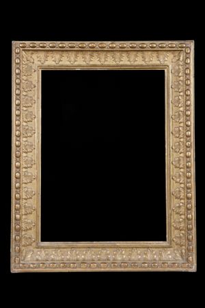 Elegante cornice neoclassica 