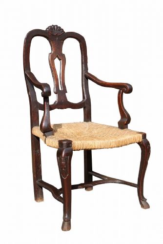 Орех кресло Эмилия разделе XVIII