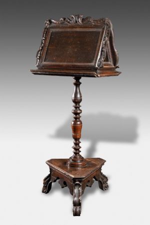 Rare 17th century walnut wood lectern
    